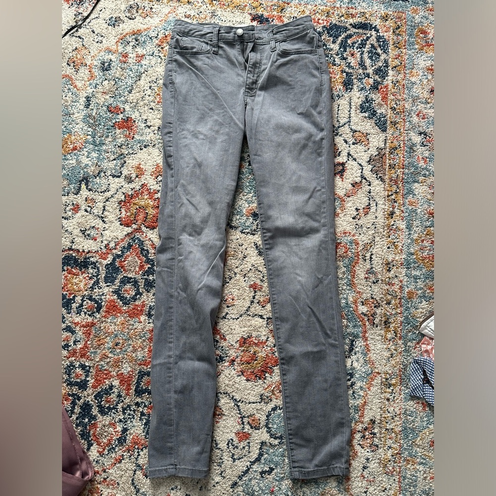 Grey skinny jeans